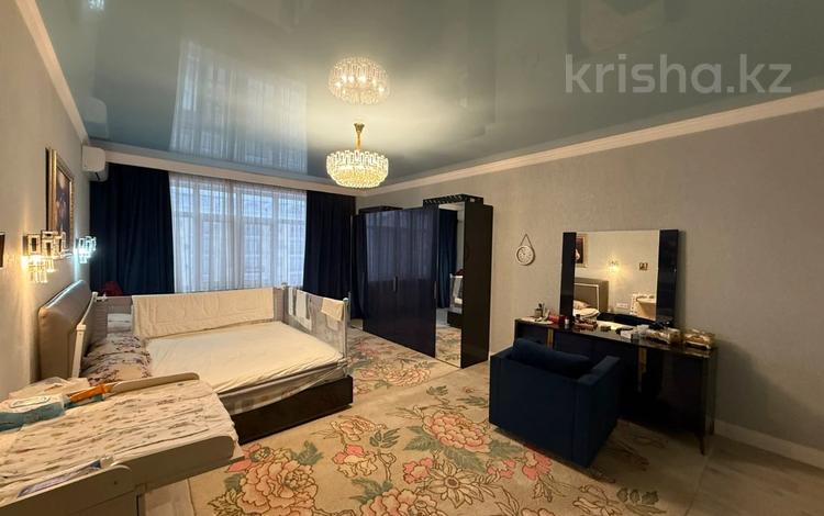 4-комнатная квартира · 180 м² · 5/6 этаж, мкр Мирас 128 за 170 млн ₸ в Алматы, Бостандыкский р-н — фото 3