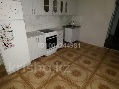 5-бөлмелі пәтер · 100 м² · 1/5 қабат, Конституция 23 — Возле Мечети, бағасы: 15 млн ₸ в Солнечном