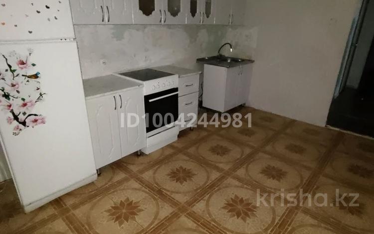 5-бөлмелі пәтер · 100 м² · 1/5 қабат, Конституция 23 — Возле Мечети, бағасы: 15 млн ₸ в Солнечном — фото 2