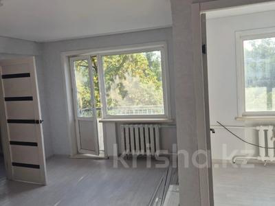 2-бөлмелі пәтер · 45 м² · 5/5 қабат, Амре Кашаубаева 13, бағасы: 17 млн ₸ в Усть-Каменогорске