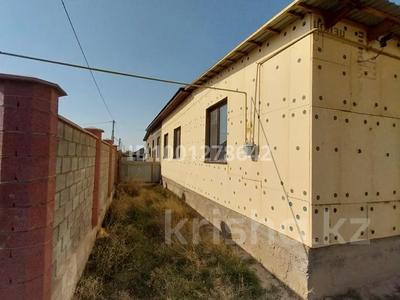 Продажа домов и дачи в Шымкенте: Отдельный дом · 5 комнат · 115 м² · 50 сот., мкр Бозарык — Бержау за 28 млн 〒 Отдельный дом · 5 комнат · 115 м² · 50 сот., мкр Бозарык — Бержау за 28 млн 〒 в Шымкенте, Абайский р-н