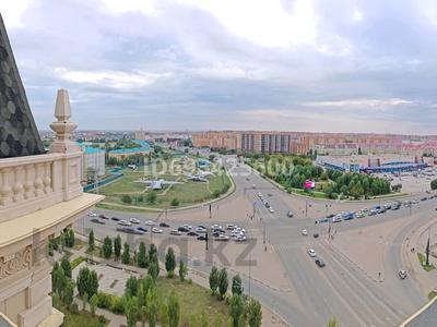 5-комнатная квартира · 208 м² · 11/11 этаж, Алии Молдагуловой 44 — Гипермаркет &amp;quot;Дина&amp;quot; за 150 млн 〒 в Актобе