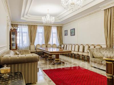 Отдельный дом · 7 комнат · 1026 м² · 13 сот., Ул.Райымбек батыр — Депутатский городок за 850 млн ₸ в Астане, Алматы р-н