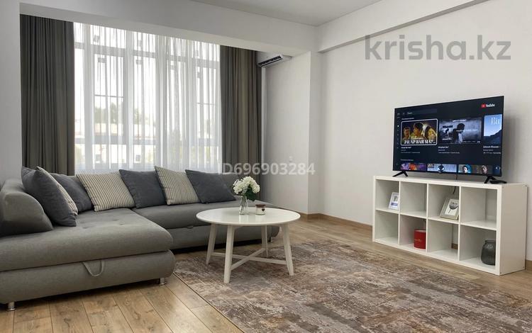 2-комнатная квартира · 75 м² · 4/9 этаж, мкр Строитель, Абулхайрхана 147 за 18 000 ₸ в Уральске — фото 2