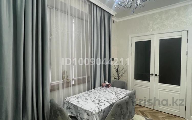 2-бөлмелі пәтер · 42 м² · 1/9 қабат, Толе би 12/1, бағасы: 30 млн ₸ в Астане, Нура р-н — фото 2
