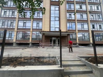 4-комнатная квартира · 230 м² · 2/6 этаж, 5 апреля 22 — Павлова за 103.5 млн 〒 в Костанае