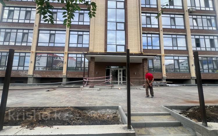 4-бөлмелі пәтер · 230 м² · 2/6 қабат, 5 апреля 22 — Павлова, бағасы: 115 млн ₸ в Костанае — фото 2