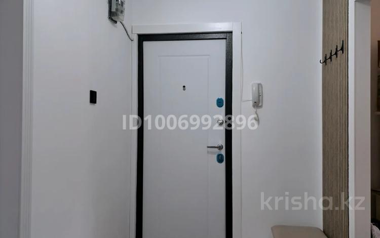 3-комнатная квартира · 62.3 м² · 3/5 этаж, мкр Каратау 5 за 20 млн ₸ в Таразе — фото 2