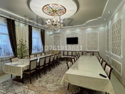 Отдельный дом · 7 комнат · 435 м² · 11 сот., Ул.Вагонник — Мкрн Самал за 200 млн 〒 в Уральске