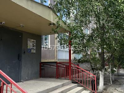 3-комнатная квартира · 85.5 м² · 4/5 этаж, мкр Нурсая 69 — Нурсая. Просп. Елорда, ресторан Самал за 32 млн 〒 в Атырау