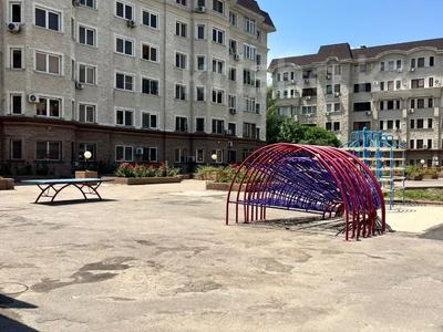 4-бөлмелі пәтер · 139 м² · 6/6 қабат, Жамакаева 258/5-12, бағасы: ~ 146 млн ₸ в Алматы, Медеуский р-н