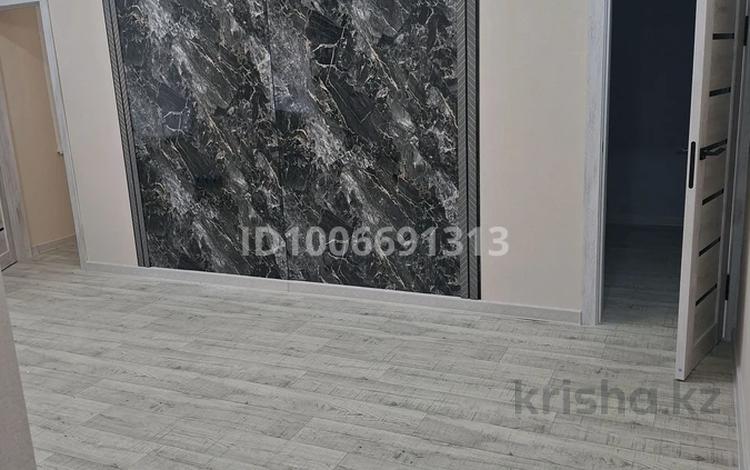 2-комнатная квартира · 42.7 м² · 1/4 этаж, мкр Новый Город, Пичугина 245/2 — Находится возле клиники "Аланда" за 16.9 млн ₸ в Караганде, Казыбек би р-н — фото 2