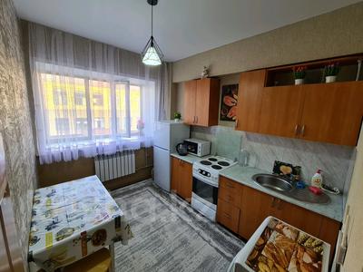 Аренда квартир по часам в Абай обл.: 1-комнатная квартира · 34 м² · 3/5 этаж, Момышулы — Кабанбай батыра за 2 000 〒 1-комнатная квартира · 34 м² · 3/5 этаж, Момышулы — Кабанбай батыра за 2 000 〒 в Семее