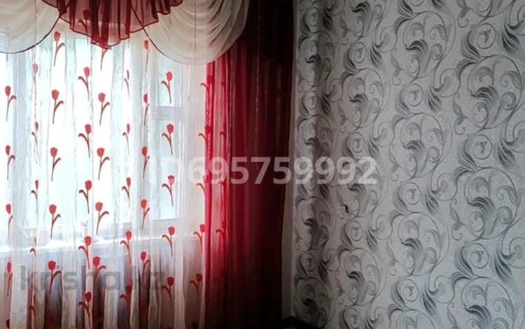 3-комнатная квартира · 63 м² · 4/5 этаж, Микрорайон "Аса" (10-й) 22 — Брак и семья за 19.5 млн ₸ в Таразе — фото 2
