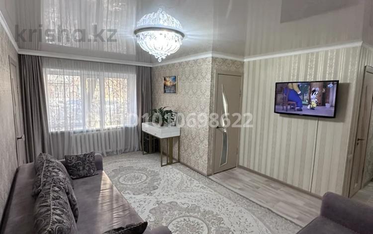 2-комнатная квартира · 44 м² · 1/4 этаж, Глинки 43 за 18.5 млн ₸ в Семее — фото 2