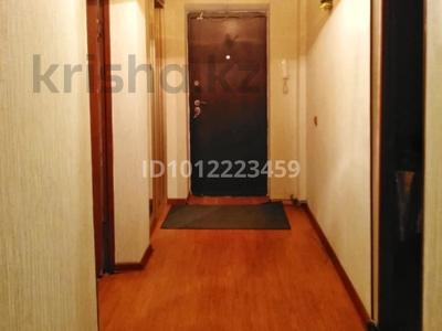 3-бөлмелі пәтер · 75 м² · 4/5 қабат, Макаренко — ул. Акпаева, бағасы: 43 млн ₸ в Алматы, Жетысуский р-н