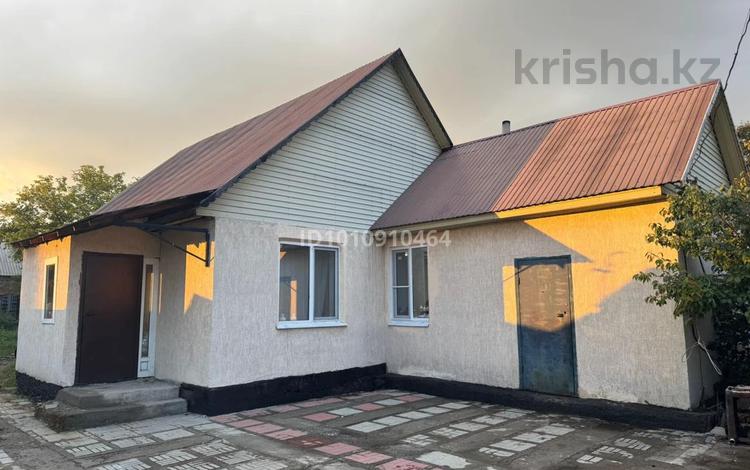 Жеке үй · 3 бөлме · 70 м² · 6 сот., Суворова 7/2, бағасы: 15.5 млн ₸ в Усть-Каменогорске — фото 2