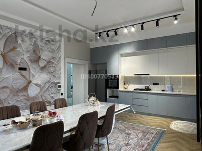 Отдельный дом · 4 комнаты · 221 м² · 10 сот., Алдабергенова участок 295 — Алдабергенова 94 за 75 млн 〒 в Талдыкоргане, мкр Жастар