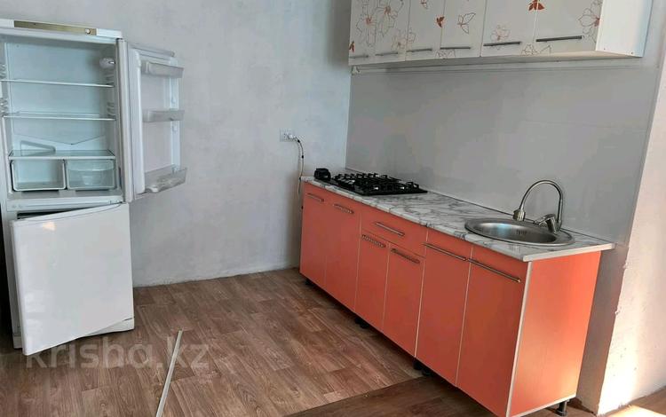 Жеке үй · 1 бөлме · 32 м², 20 1, бағасы: 120 000 ₸ в Конаеве — фото 2
