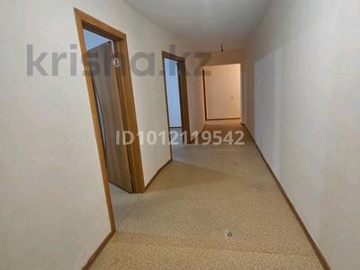 3-комнатная квартира · 78.5 м² · 3/9 этаж, Мкр. Карагайлы 87 за 160 000 ₸ в Семее, Красный Кордон
