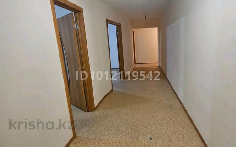 3-комнатная квартира · 78.5 м² · 3/9 этаж, Мкр. Карагайлы 87 за 160 000 ₸ в Семее, Красный Кордон — фото 5