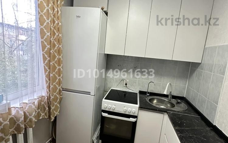 2-бөлмелі пәтер · 48.2 м² · 4/5 қабат, 13-шағынаудан 15, бағасы: 10.5 млн ₸ в Караганде, Алихана Бокейханова р-н — фото 2