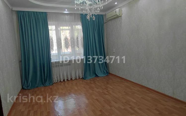 4-комнатная квартира · 80 м² · 2/5 этаж, мкр Алатау, Мкр Алатау 8 мик 52 за 23 млн ₸ в Таразе — фото 15