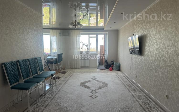 3-комнатная квартира · 92 м² · 10/10 этаж, мкр Жилгородок, Проспект Мира 5А за 22 млн ₸ в Актобе — фото 2