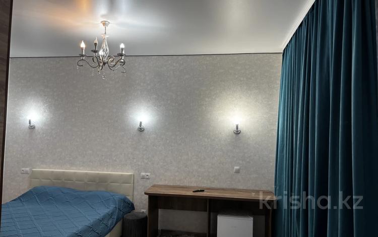 1-комнатная квартира · 40 м² · 3 этаж, Дюсембекова 83/2 за 15 000 ₸ в Караганде — фото 34