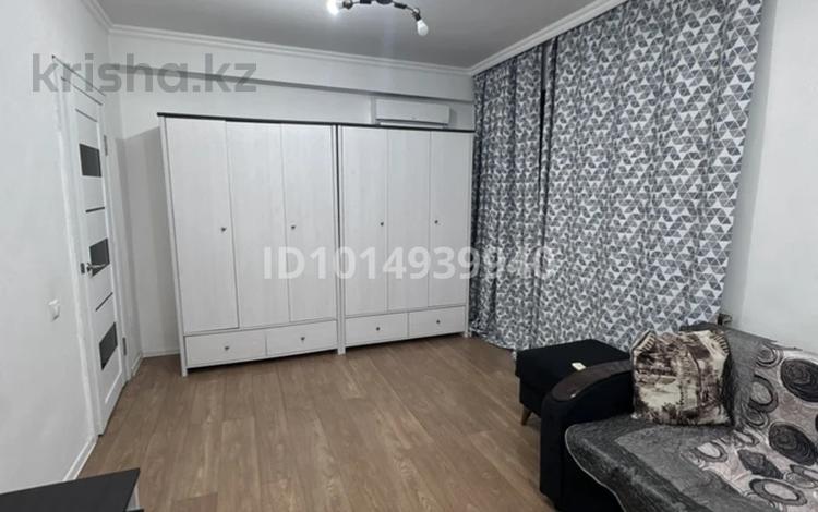 1-бөлмелі пәтер · 40 м² · 5/5 қабат, Жандосова 162А — Жандосова-Берегового, бағасы: 250 000 ₸ в Алматы, Ауэзовский р-н — фото 2