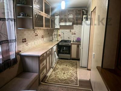 3-комнатная квартира · 70 м² · 1/4 этаж, Б.Момышулы 8 Б — сзади кафе Дони за 32 млн 〒 в Шымкенте