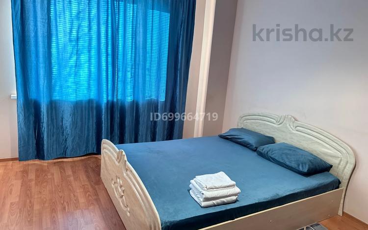 1-бөлмелі пәтер · 110 м² · 3/9 қабат, мкр 12 49 — Аида ТЦ - 12 Мкн - Дина Анвар Мерей супермаркеты- 11 мкн - Актобе Ажары, бағасы: 9 000 ₸ — фото 2