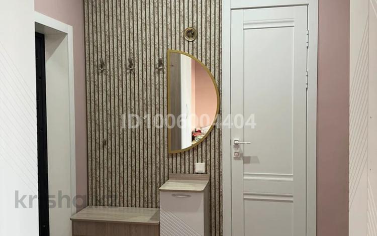1-бөлмелі пәтер · 40 м² · 4/8 қабат, мкр Юго-Восток, Проспект Республики 1/7 — С.Сапиев, Метро, World class, бағасы: 25.2 млн ₸ в Караганде, Казыбек би р-н — фото 2