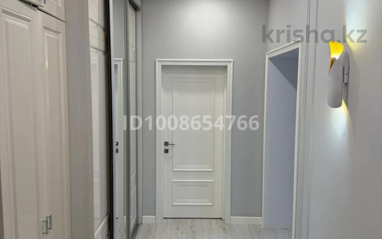 2-бөлмелі пәтер · 69 м² · 4/7 қабат, Толе би 44, бағасы: 45 млн ₸ в Астане, Есильский р-н — фото 2