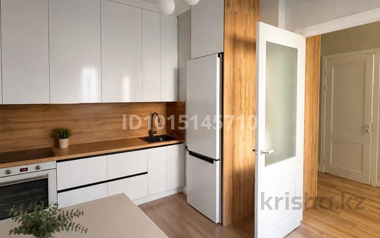 2-комнатная квартира · 45.8 м² · 4/16 этаж, Ракымжан Кошкарбаев 54a за 32.5 млн ₸ в Астане, Сарайшык р-н — фото 2