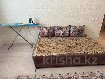 1-комнатная квартира · 40 м² · 1/6 этаж · по часам, 32В мкр 6 — Налоговая, таможня за 1 500 〒 в Актау