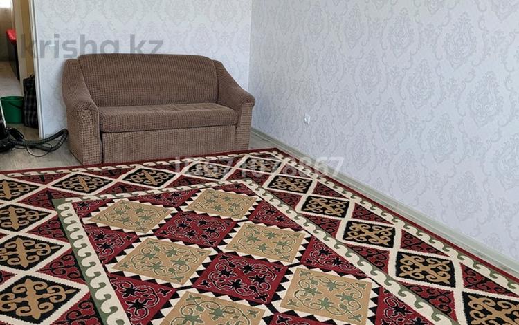 2-комнатная квартира · 62 м² · 3/5 этаж, 11-й мкр 35 за 140 000 ₸ в Актау — фото 2