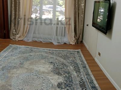 2-бөлмелі пәтер · 44 м² · 1/5 қабат, Розыбакиев — Басенов, бағасы: 300 000 ₸ в Алматы, Бостандыкский р-н