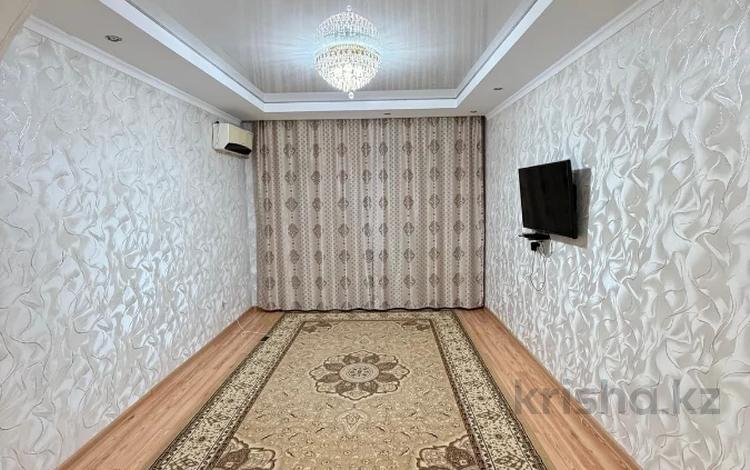 3-комнатная квартира · 90.4 м² · 5/6 этаж, мкр. Алтын орда, проспект Тауелсиздик за 33.7 млн ₸ в Актобе — фото 2