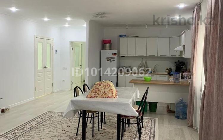 Отдельный дом · 3 комнаты · 173.6 м² · 8 сот., Еркинкала 2 24 улица 28 за 21 млн ₸ в Атырау — фото 2