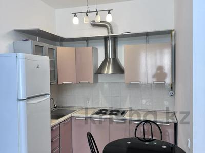 2-комнатная квартира · 50 м² · 1/4 этаж, Жарбосынова 84/2 — Возле Somerset за 12 000 ₸ в Атырау, мкр Авангард-4