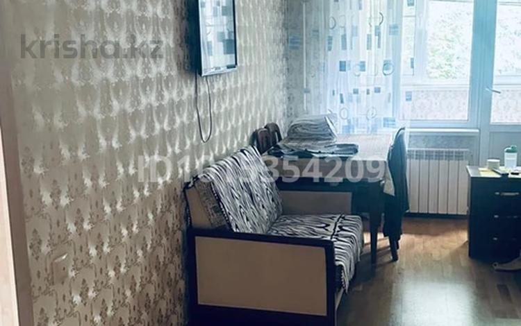 2 комнаты · 45 м² · 2/5 этаж, Алтынсарина 3/1 — Алтынсарина кабдолова за 20 000 ₸ в Алматы, Ауэзовский р-н — фото 2