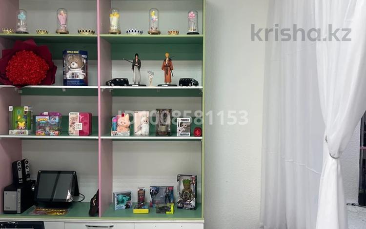 Салоны красоты, кабинеты и рабочие места, студии · 60 м² за 50 000 〒 в Шымкенте, Аль-Фарабийский р-н — фото 2