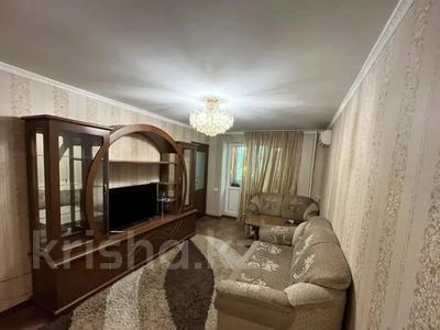 3-комнатная квартира · 55 м² · 3/3 этаж · помесячно, Каныша Сатпаева 30 за 300 000 〒 в Алматы, Бостандыкский р-н