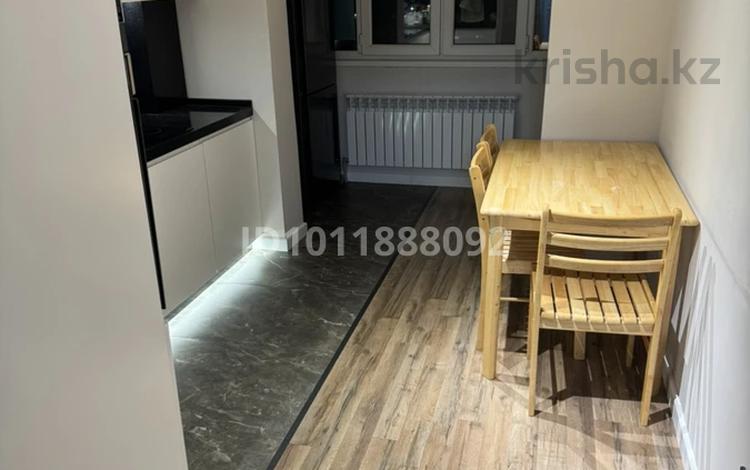 2-бөлмелі пәтер · 70 м² · 5/11 қабат, ул. Есенова 160/3к6 — Есенова уг.ул. Тюлькубасская, бағасы: 30 000 ₸ в Алматы, Жетысуский р-н — фото 2