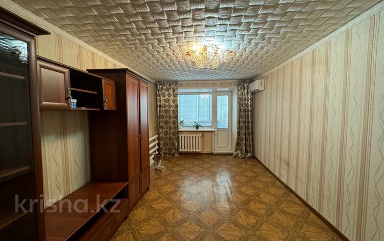 2-комнатная квартира, 44 м², 5/5 этаж, пр. Республики за 7.5 млн 〒 в Темиртау — фото 2