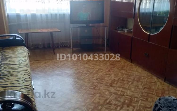 2-комнатная квартира · 50 м² · 5/5 этаж, мкр 8 281 за 16.8 млн ₸ в Актобе — фото 3