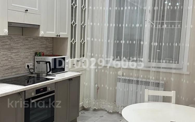 2-бөлмелі пәтер · 66 м² · 2/12 қабат, Улы Дала 41/4, бағасы: 23 000 ₸ в Астане, Есильский р-н — фото 2