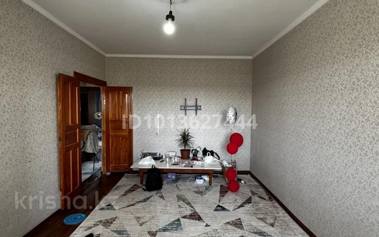 3-комнатная квартира · 64 м² · 4/5 этаж, мкр Верхний Отырар 56 за 24 млн ₸ в Шымкенте, Туран р-н — фото 2