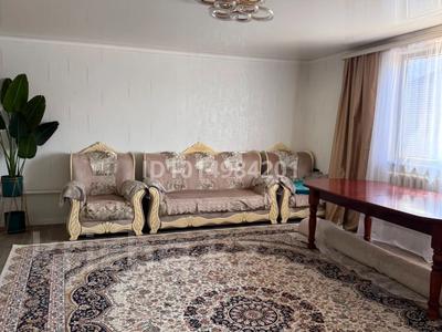 Отдельный дом · 9 комнат · 350 м² · 15 сот., Курмангазы 66 за 90 млн ₸ в 